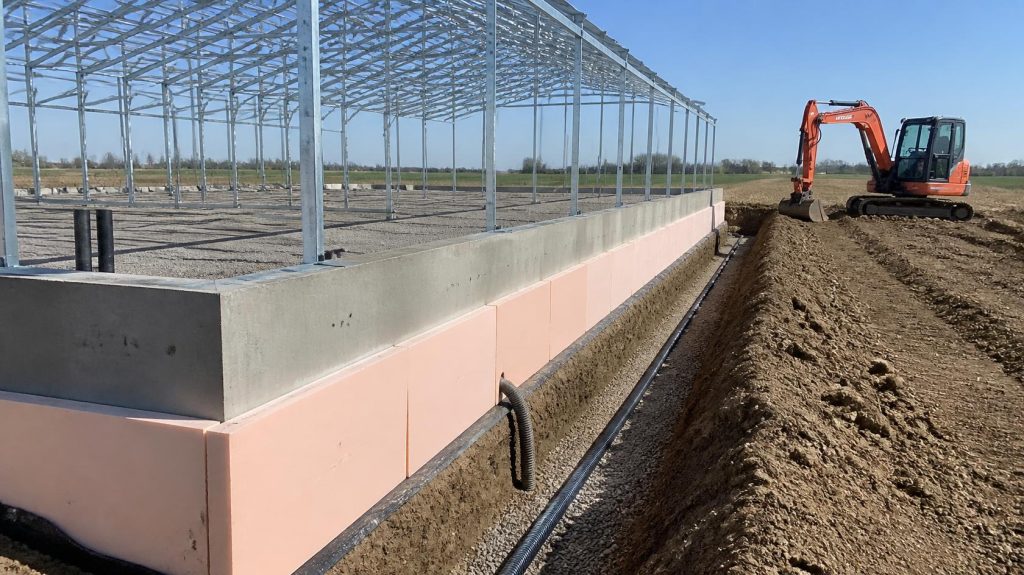 foundations and footings of commercial greenhouse structures